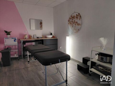 Location Boutique/Local commercial 140 m&sup2; 842 16110 La rochefoucauld-en-angoumois