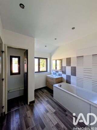  Maison � vendre 10 pi�ces 273 m�