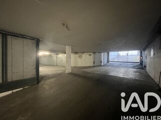  Parking / Garage à vendre 150 m²