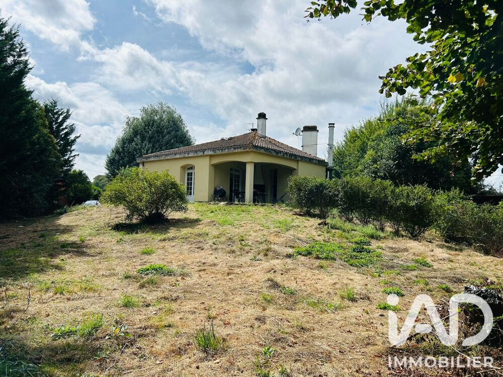 Vente Maison Vente Maison de village 11 pièces Chelle-debat