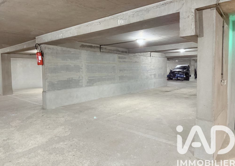 Vente Parking/Garage Vente Parking 11 m&sup2; Paris 4