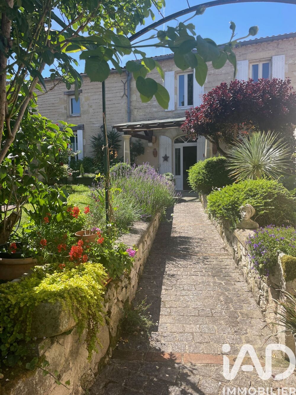 Vente Maison de village 9 pièces