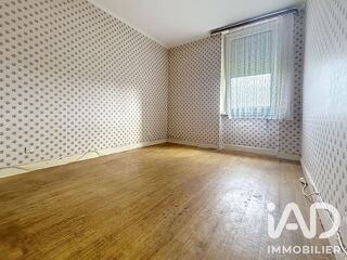  Maison à vendre 15 + pièces 162 m²
