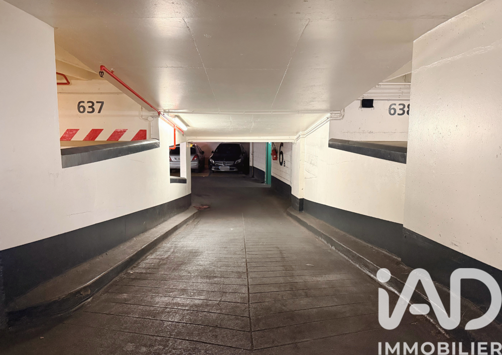 Vente Parking/Garage Vente Parking 10 m&sup2; Paris 8