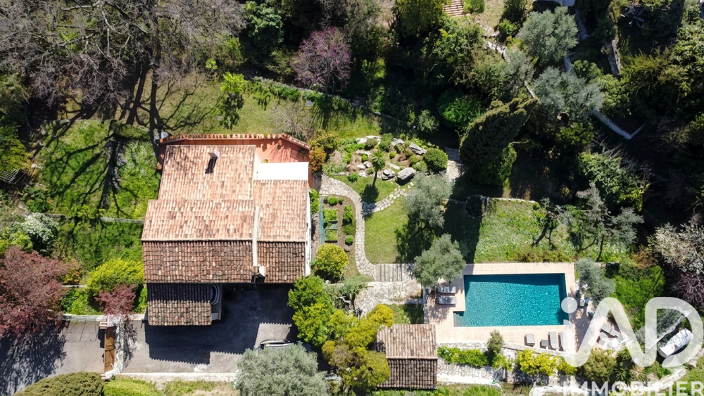 Vente Maison Vente Maison d'architecte 8 pièces Montauroux