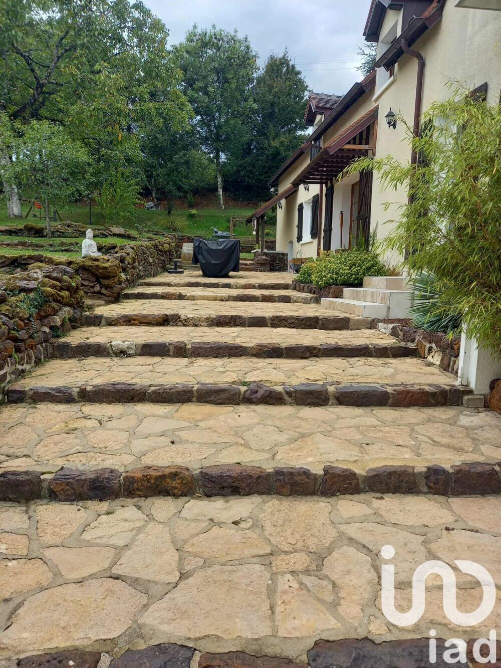 Vente Maison Vente Maison de village 8 pièces Bué