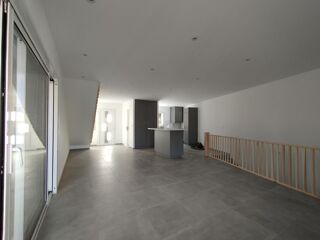  Maison à louer 4 pièces 118 m²