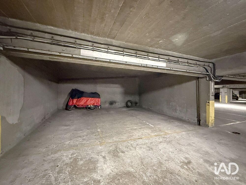 Vente Parking/Garage Vente Parking 2 020 m&sup2; Paris 20
