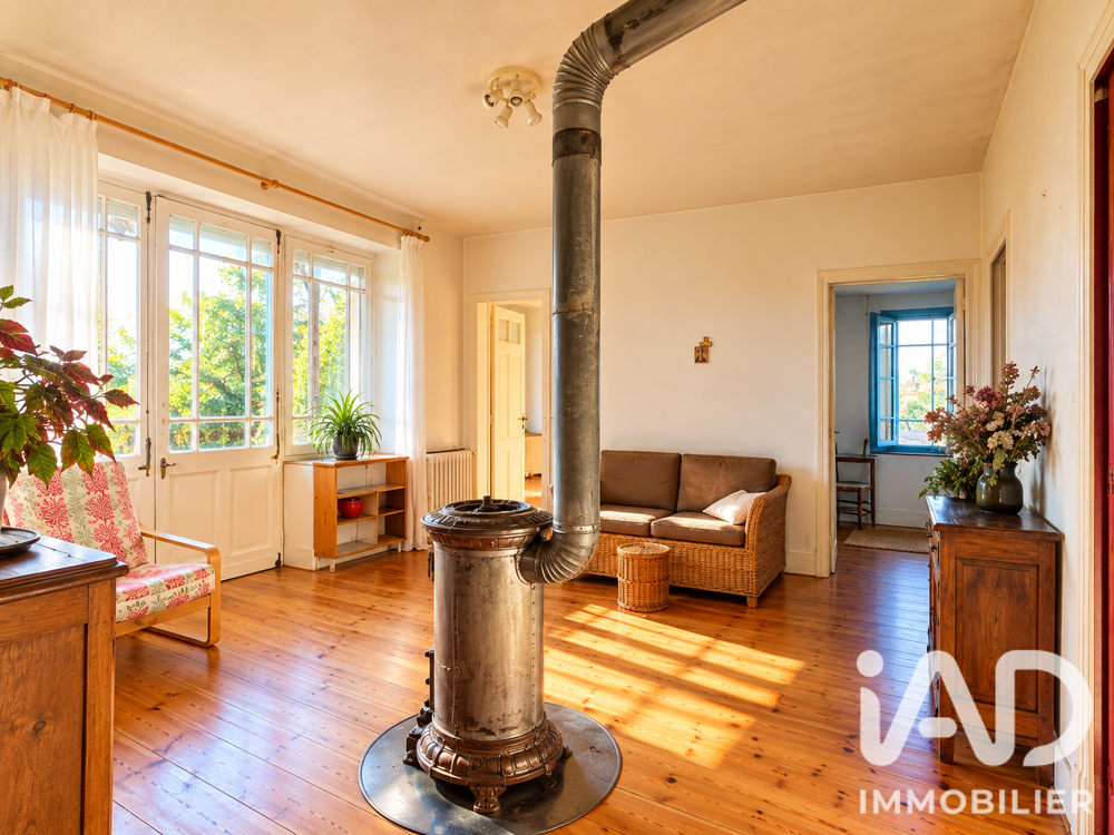 Vente Maison Vente Maison d'architecte 7 pièces Montbrison