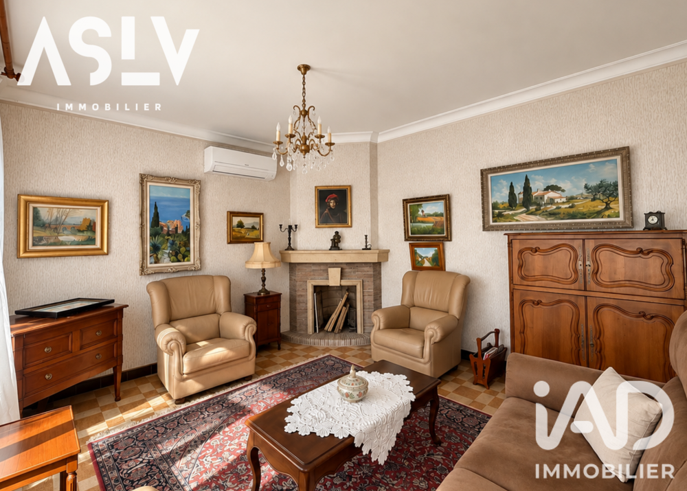 Vente Maison Vente Maison traditionnelle 7 pièces Six-fours-les-plages