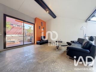  Appartement à louer 2 pièces 90 m²