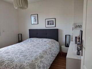  Appartement à louer 5 pièces 96 m²