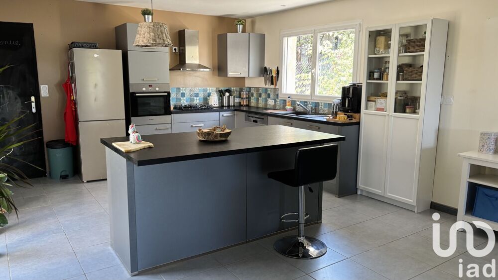 Vente Maison Vente Maison/villa 7 pièces Saint-julien-de-peyrolas