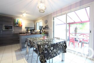  Maison � vendre 7 pi�ces 140 m�