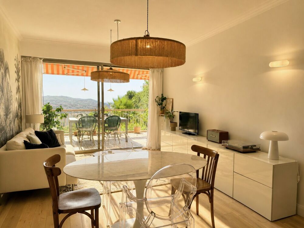 BEAU 3 PIECES TERRASSE - NICE NORD