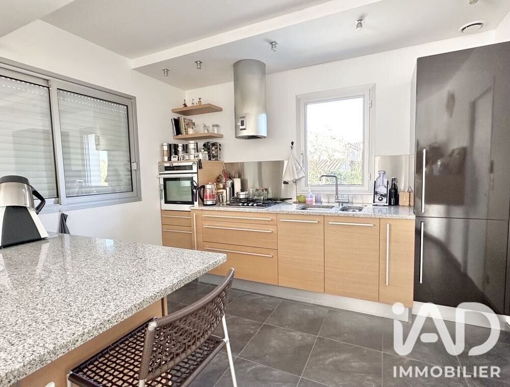 Vente Maison Vente Maison traditionnelle 5 pièces Les brouzils