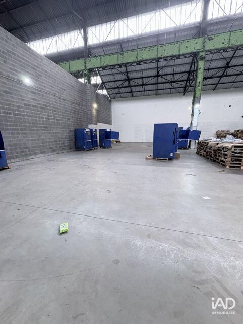 Location Hangar 700 m&sup2; 2845 62410 Wingles