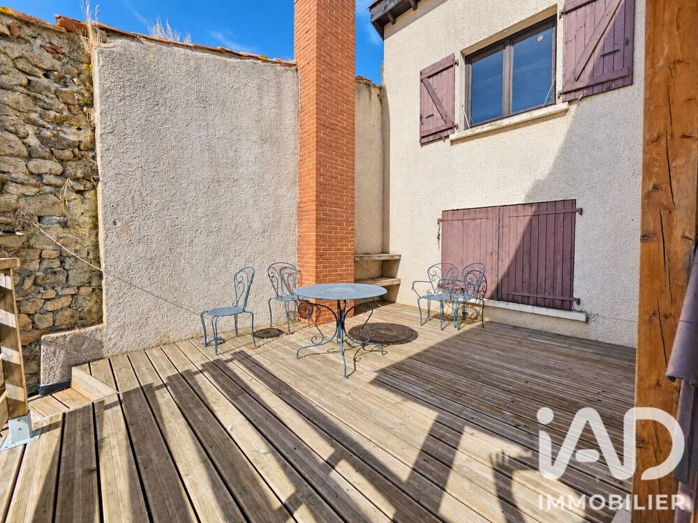Vente Maison Vente Maison/villa 8 pièces Saint-hilaire-cusson-la-valmitte