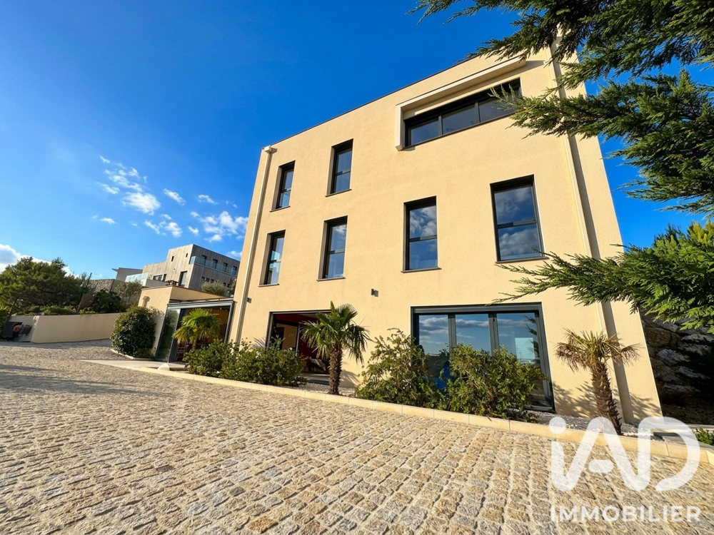 Vente Maison Vente Maison d'architecte 5 pièces Treilles