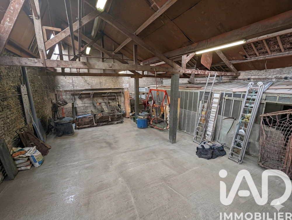 Vente Parking/Garage Vente Garage 240 m&sup2; Cognac