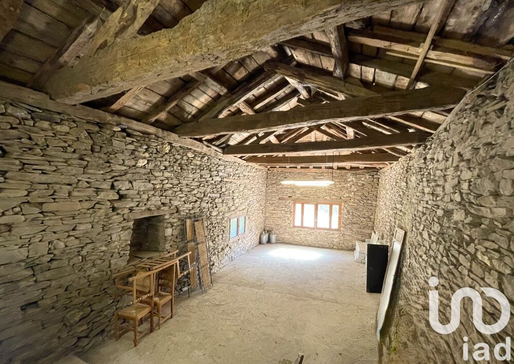 vente Maison - 6 pièce(s) - 225 m² Lacaze (81330)