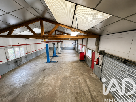 Vente Boutique/Local commercial 586 m&sup2; 525000 25390 Loray