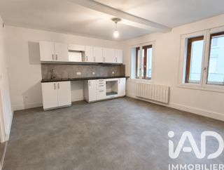  Appartement à louer 3 pièces 50 m²