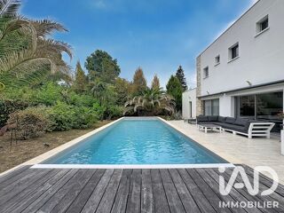  Maison à vendre 8 pièces 203 m²