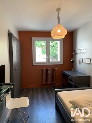  Appartement à louer 6 pièces 105 m²