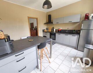  Maison à louer 6 pièces 121 m²