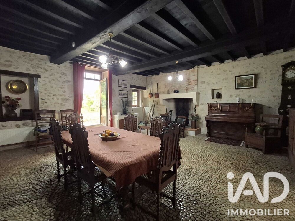 Vente Maison Vente Maison de campagne 6 pièces Montbron
