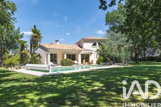  Maison à vendre 8 pièces 230 m²