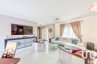  Maison à louer 7 pièces 180 m²