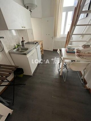  Appartement à louer 1 pièce 25 m²