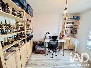  Appartement à louer 3 pièces 65 m²