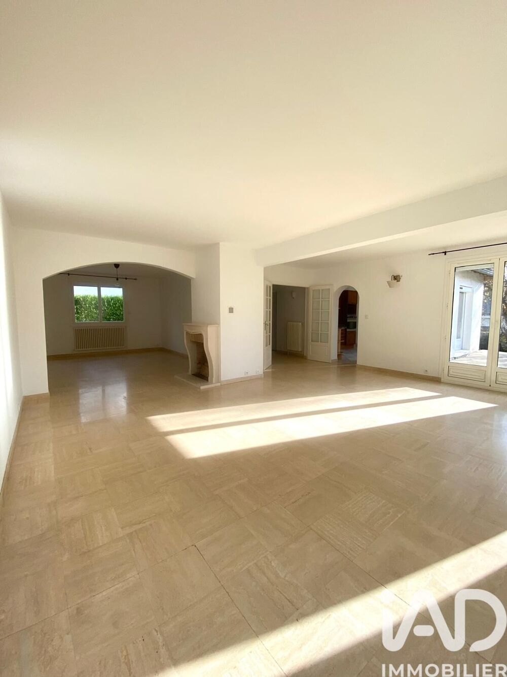 à vendre  Maison Crespières (78121)