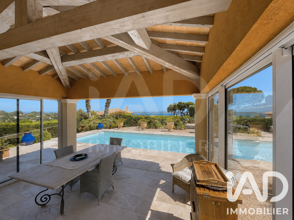Vente Maison Vente Maison traditionnelle 6 pièces Sainte-maxime