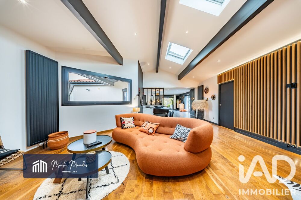 à vendre  Maison Saint-Marcellin-en-Forez (42680)