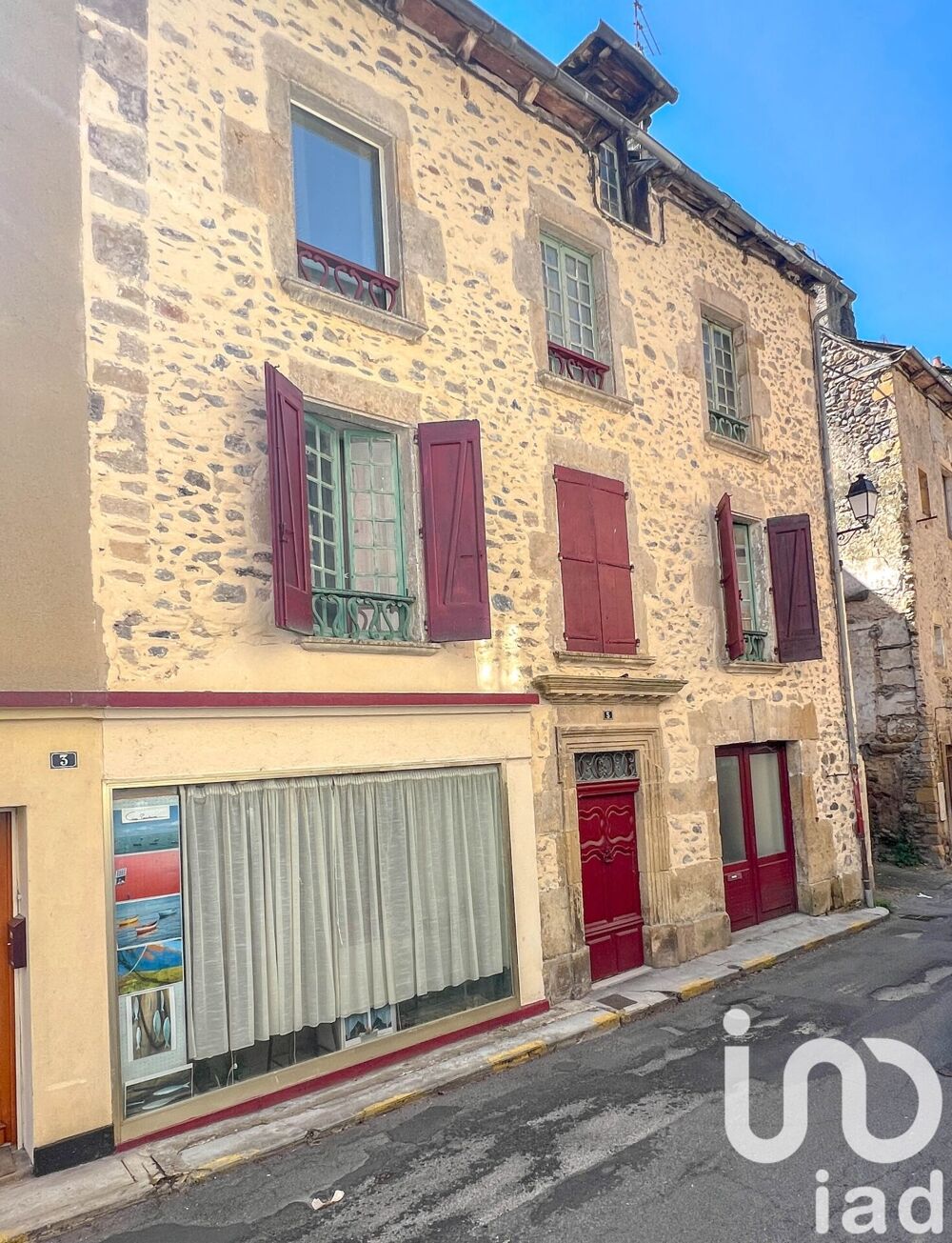 Vente Maison Vente Maison/villa 9 pièces Saint geniez d'olt et d'aubrac
