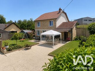  Maison à vendre 10 pièces 198 m²
