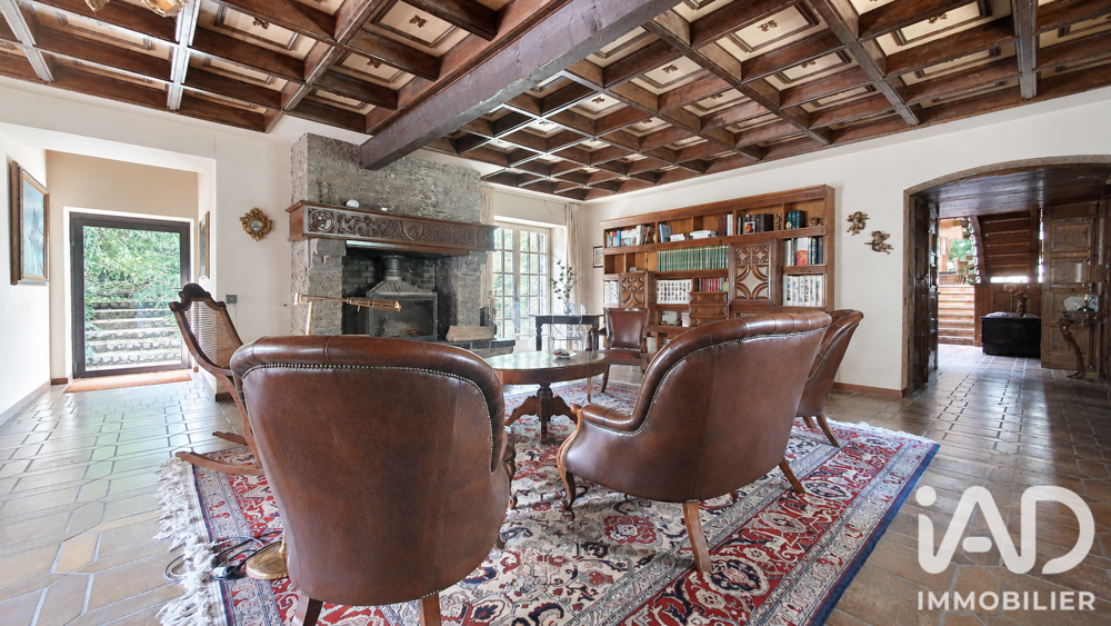 à vendre  Maison Orcines (63870)