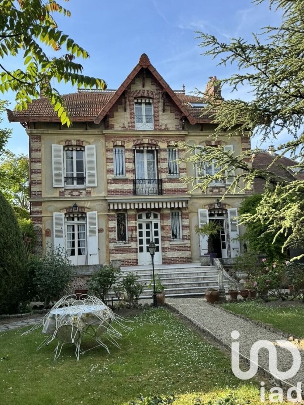 Vente Maison/villa 10 pièces