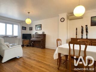  Immeuble à vendre 463 m²