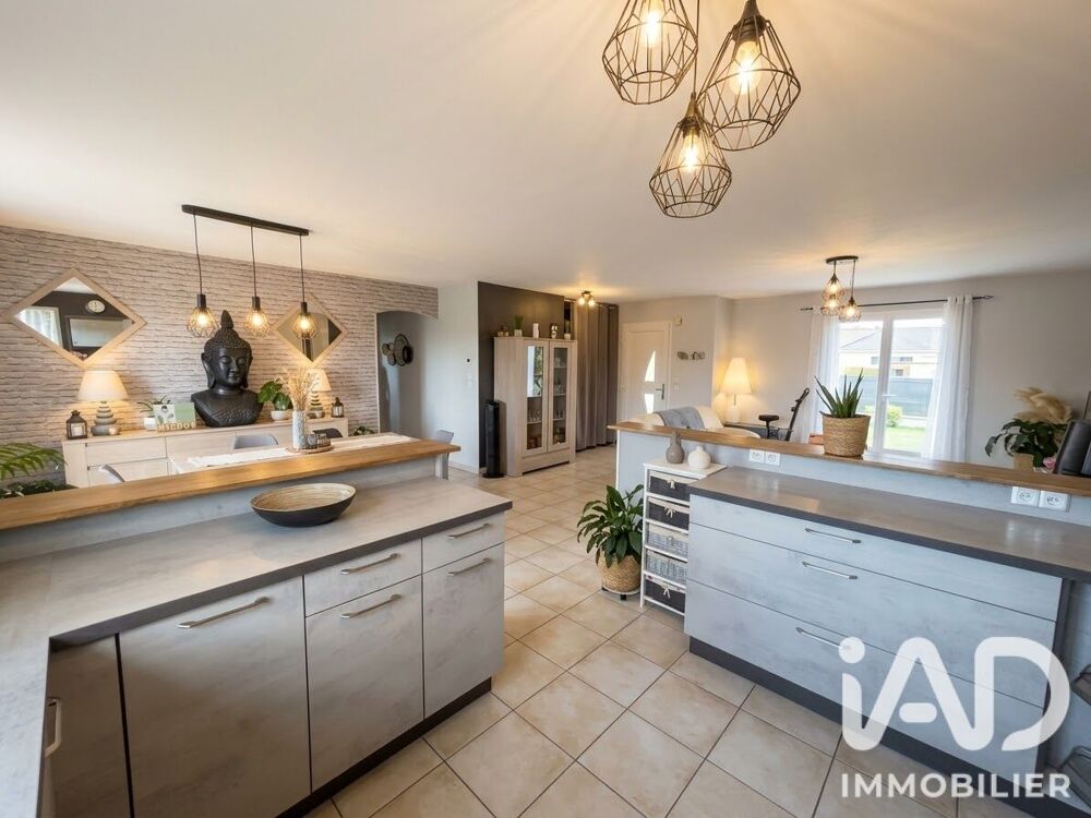 Vente Maison Vente Maison/villa 6 pièces Saint-benoît-du-sault