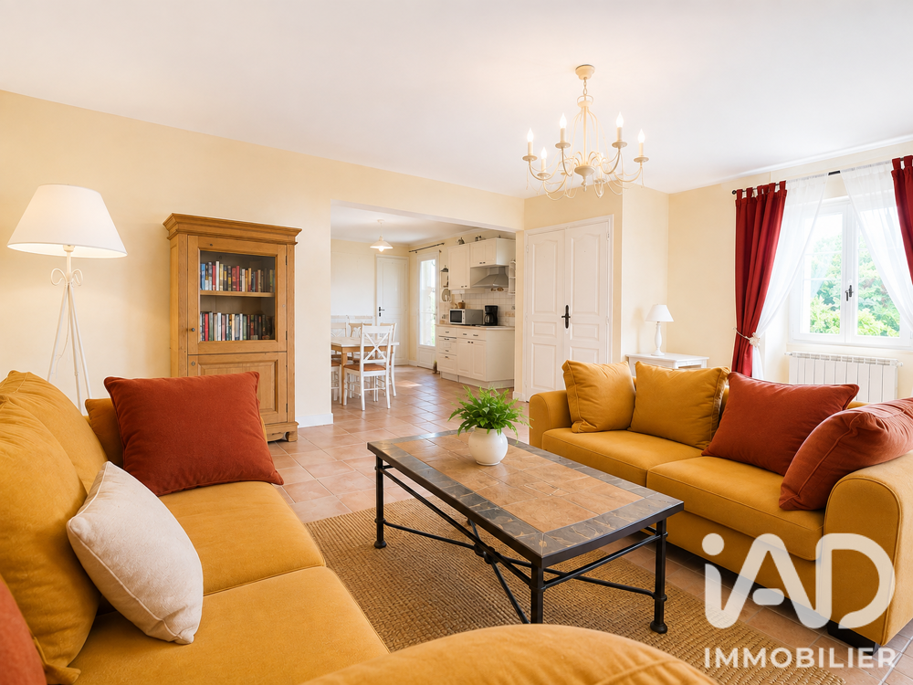 à vendre  Maison Murs (84220)