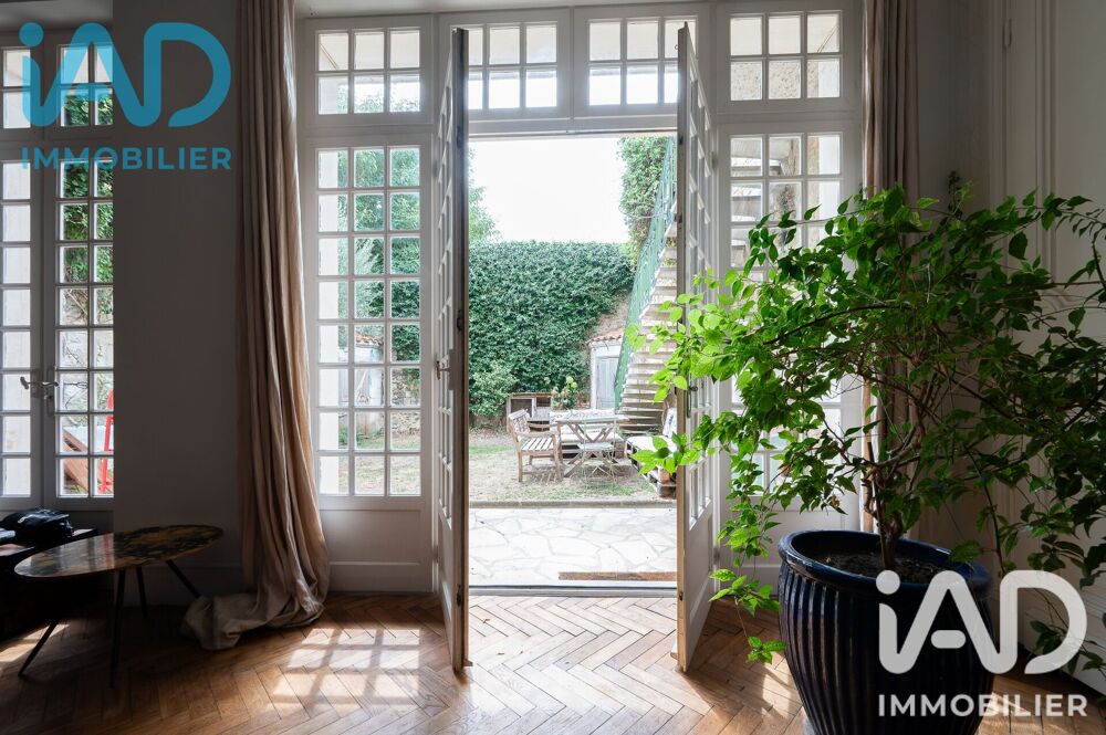 Vente Maison Vente Maison/villa 9 pièces Rochefort