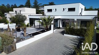  Maison à vendre 6 pièces 225 m²