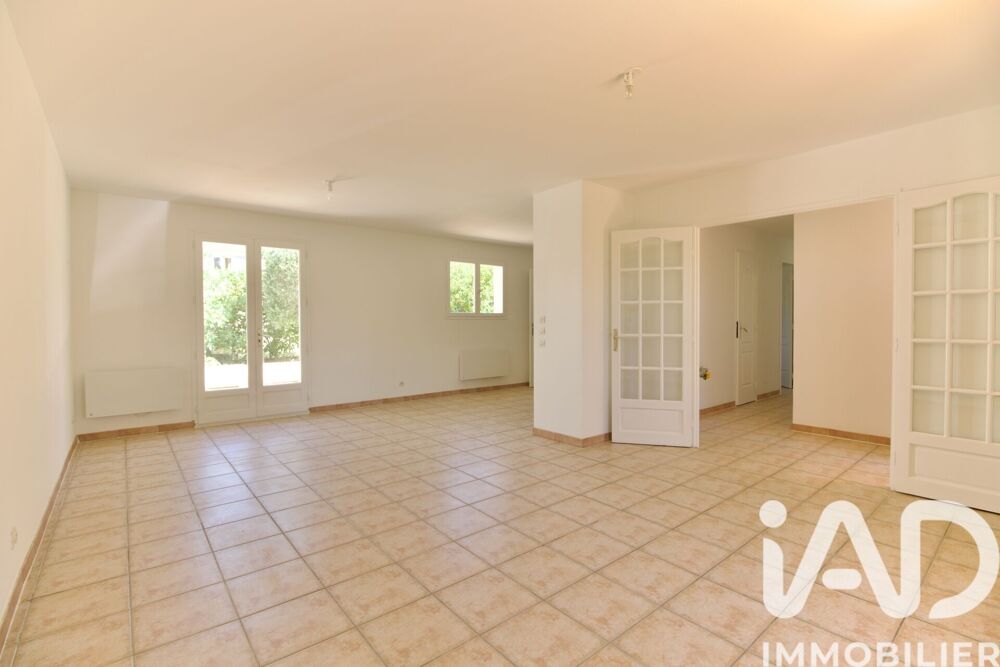 vente Maison - 5 pièce(s) - 123 m² Lambesc (13410)