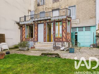  Immeuble à vendre 204 m²