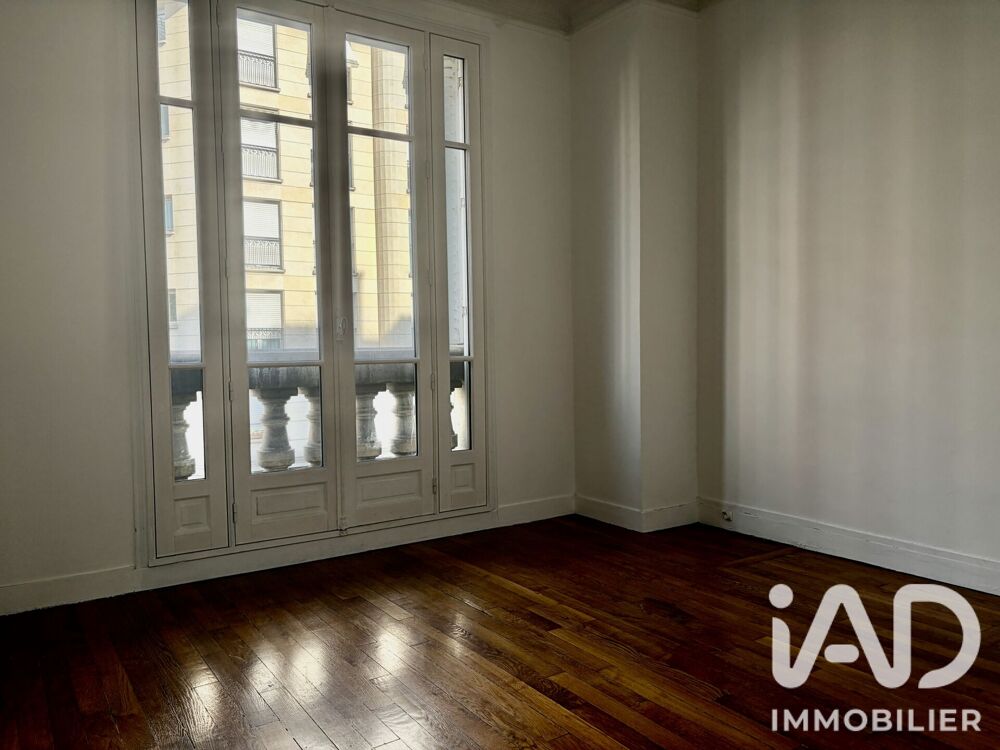 Location Appartement Location Appartement 4 pièces Paris 15